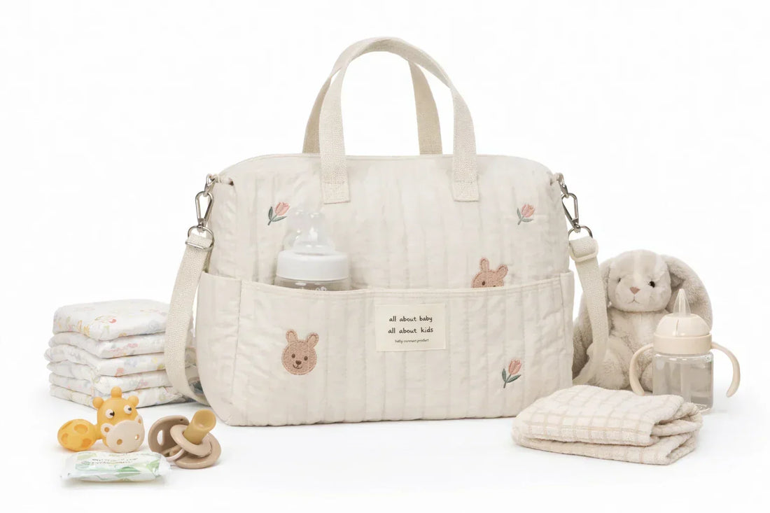 Sac à langer avec affaires bébé