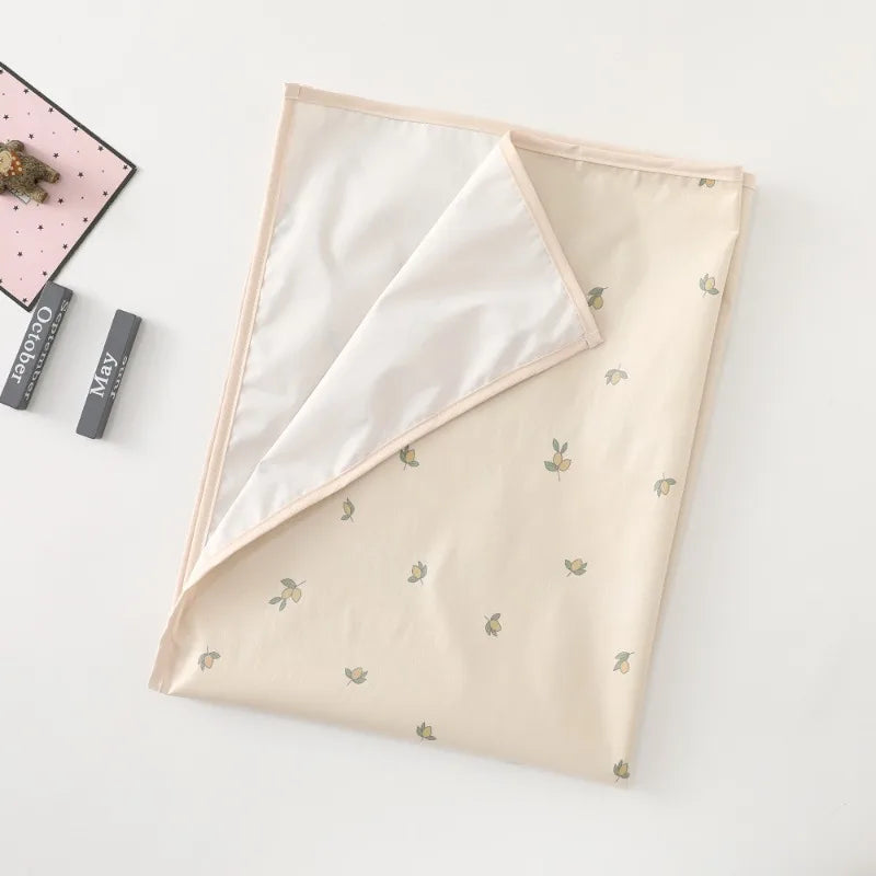 Matelas bébé à langer avec motifs olive