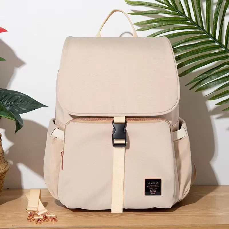 Sac à langer à dos beige de face 